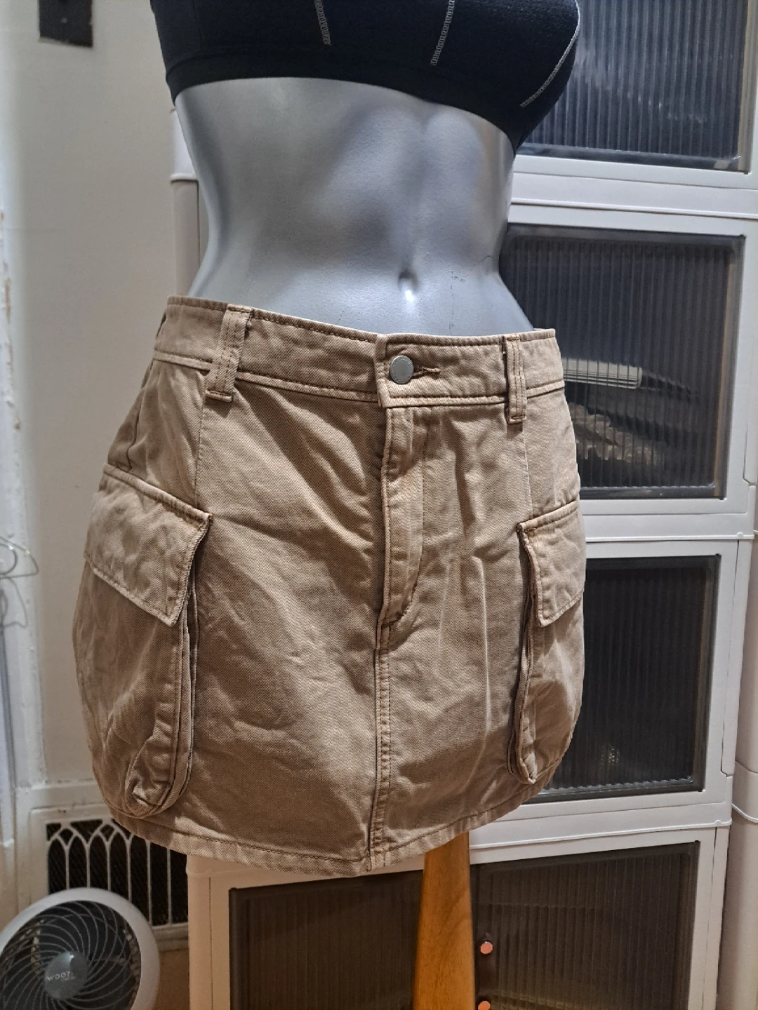 GU Cargo Mini Skirt - Size L - Beige
