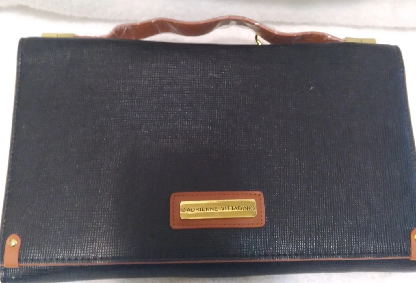 Adrienne Vittadini Black Textured Clutch with Strap - photo 3
