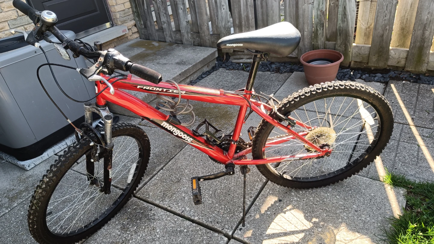 Mongoose Frontier Mountain Bike - Red 21 speed 24 inch