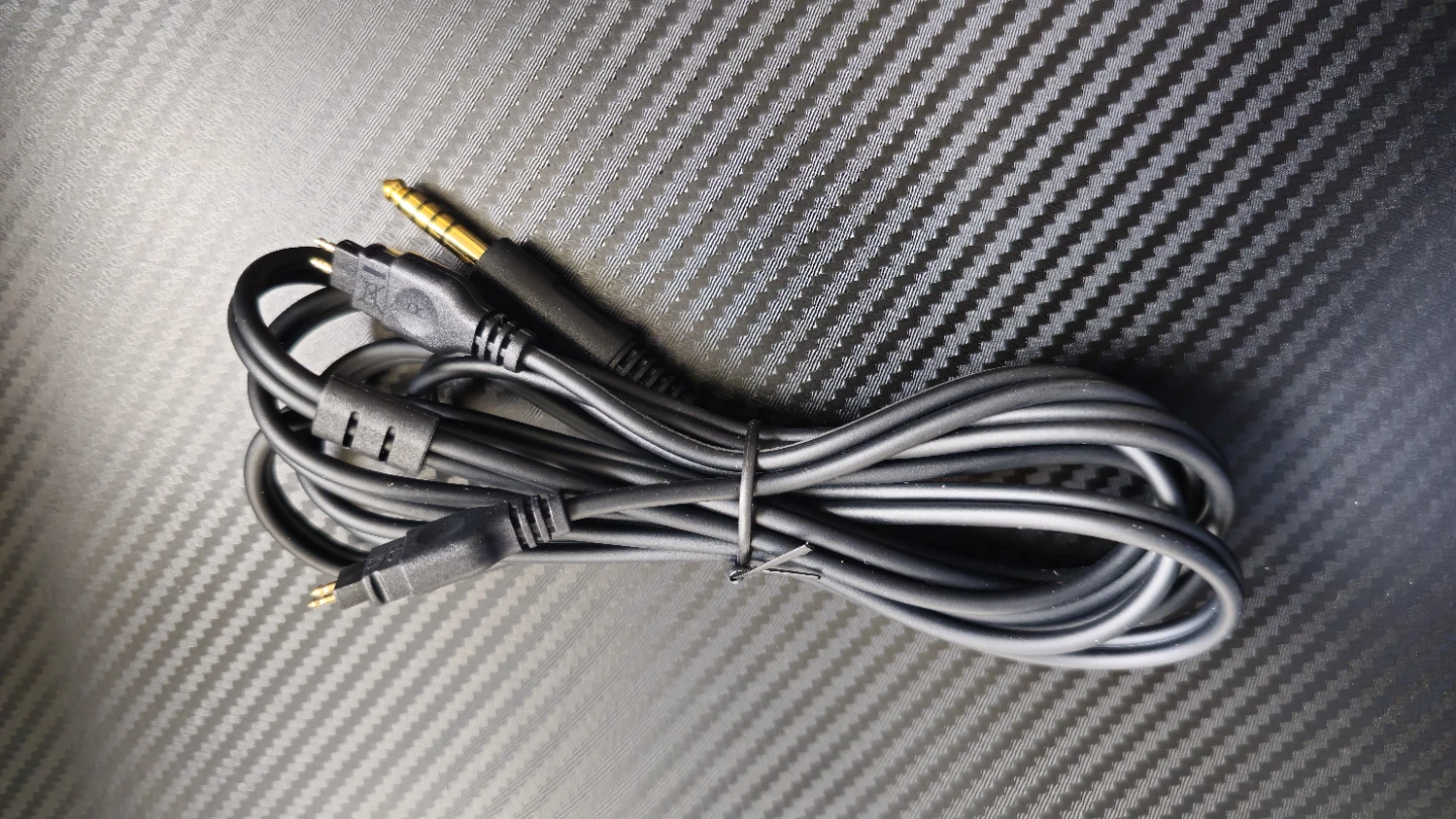 Sennheiser HD 660 S2 Headphones with Cable and Pouch - photo 3