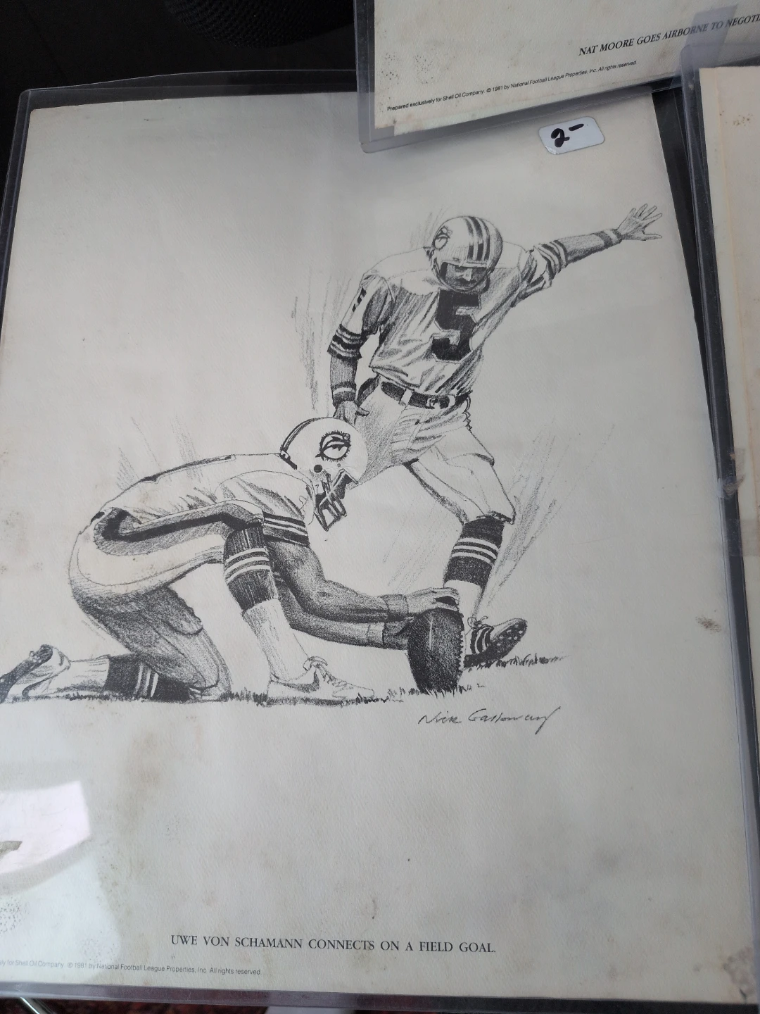 Miami Dolphins NFL memorabilia from SHELL - photo 2