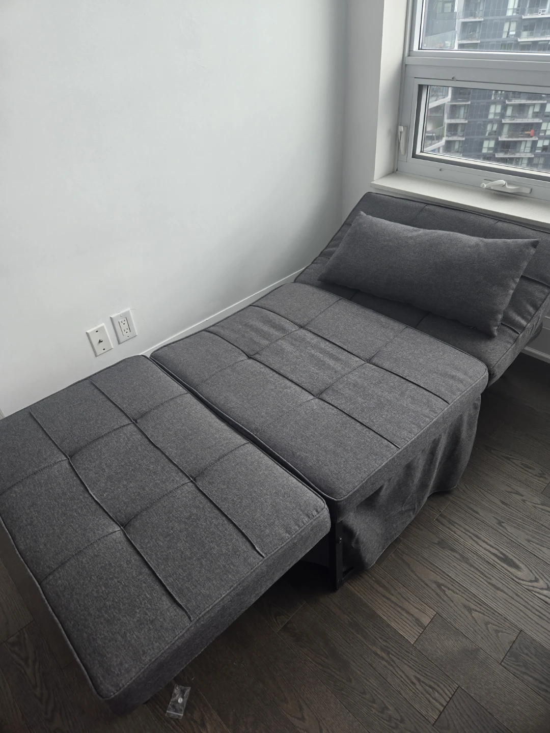 Grey Tufted Convertible Ottoman Chair/Bed - photo 2