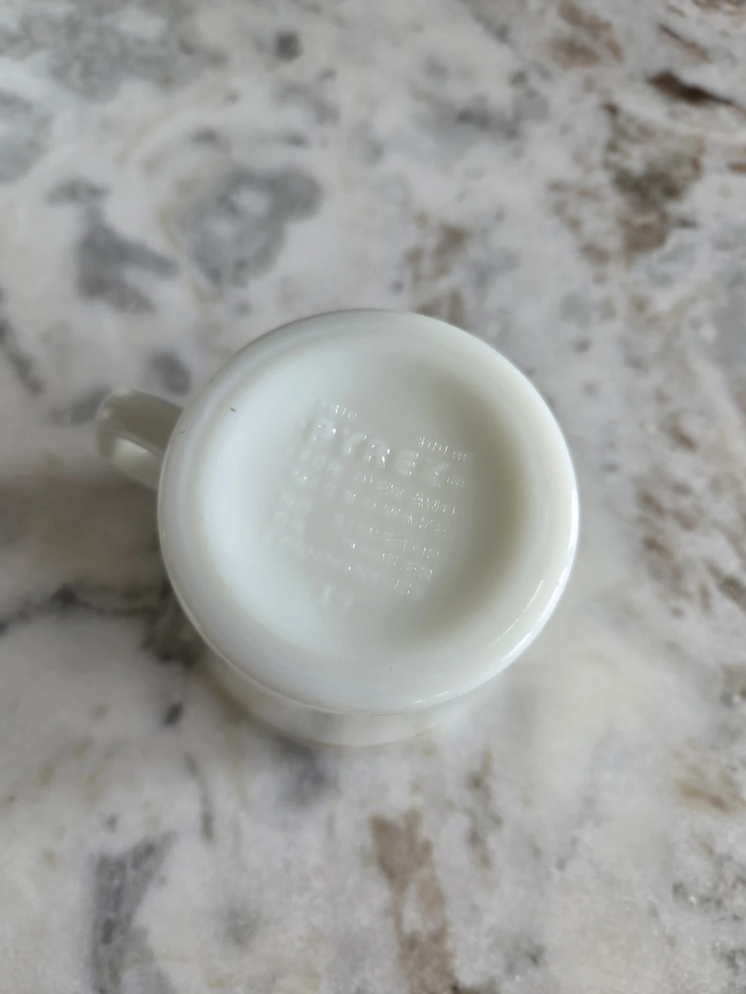 Pyrex Milk Glass Mugs Set of 2 - photo 2