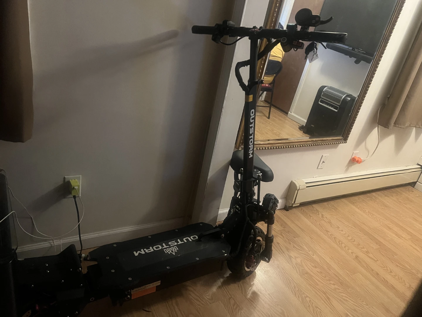 OUTSTORM Electric Scooter - photo 3