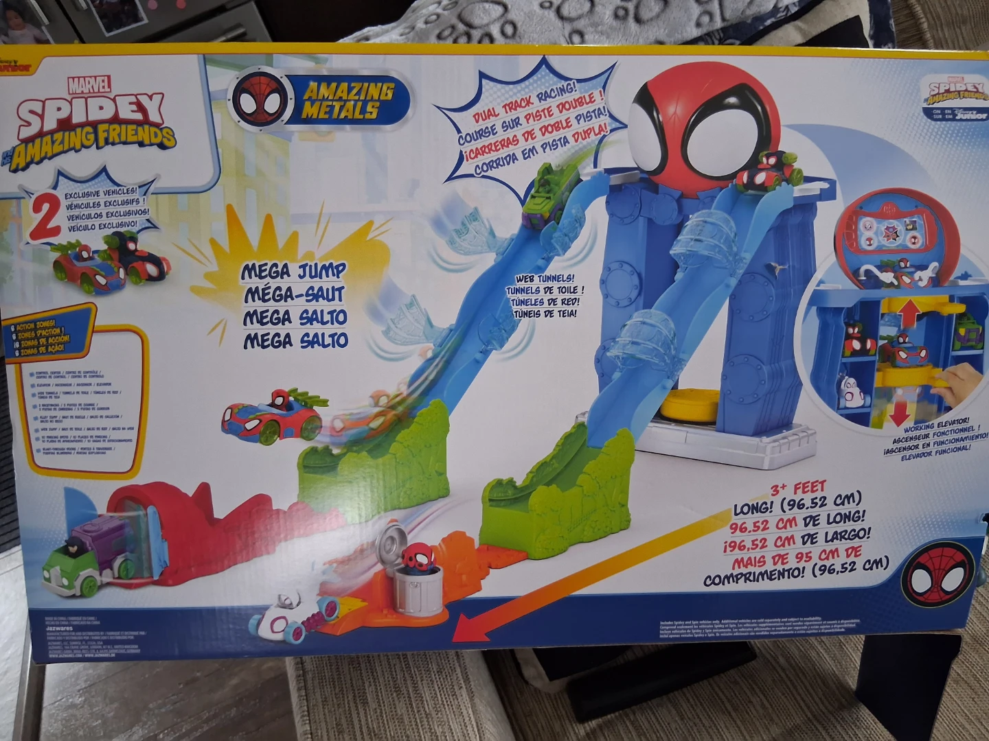 Marvel Spidey and His Amazing Friends Racing Playset