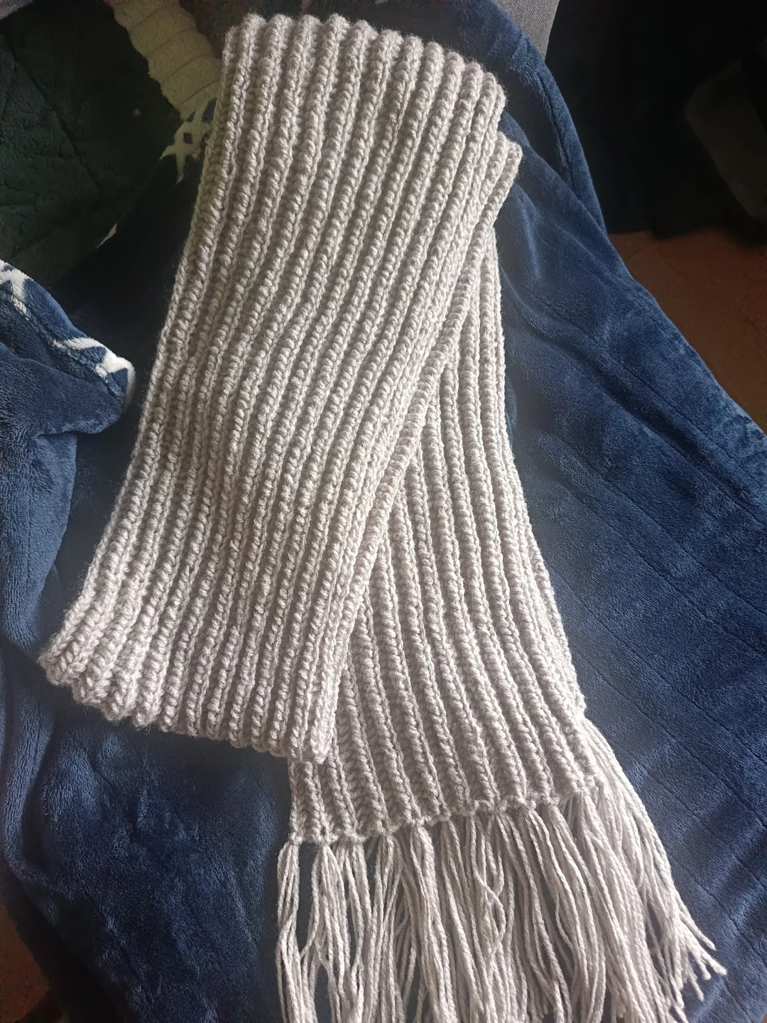 Hand-knitted Grey Scarf with Fringe