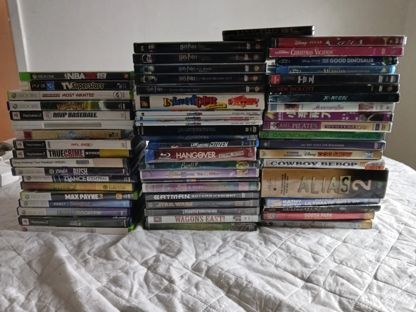 Assorted DVD and Video Game Lot - photo 4