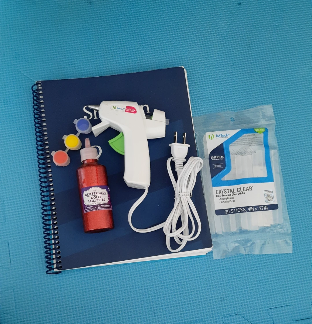 AdTech Glue Gun & Glue Sticks FREE New notebook, glitter & paint - photo 3