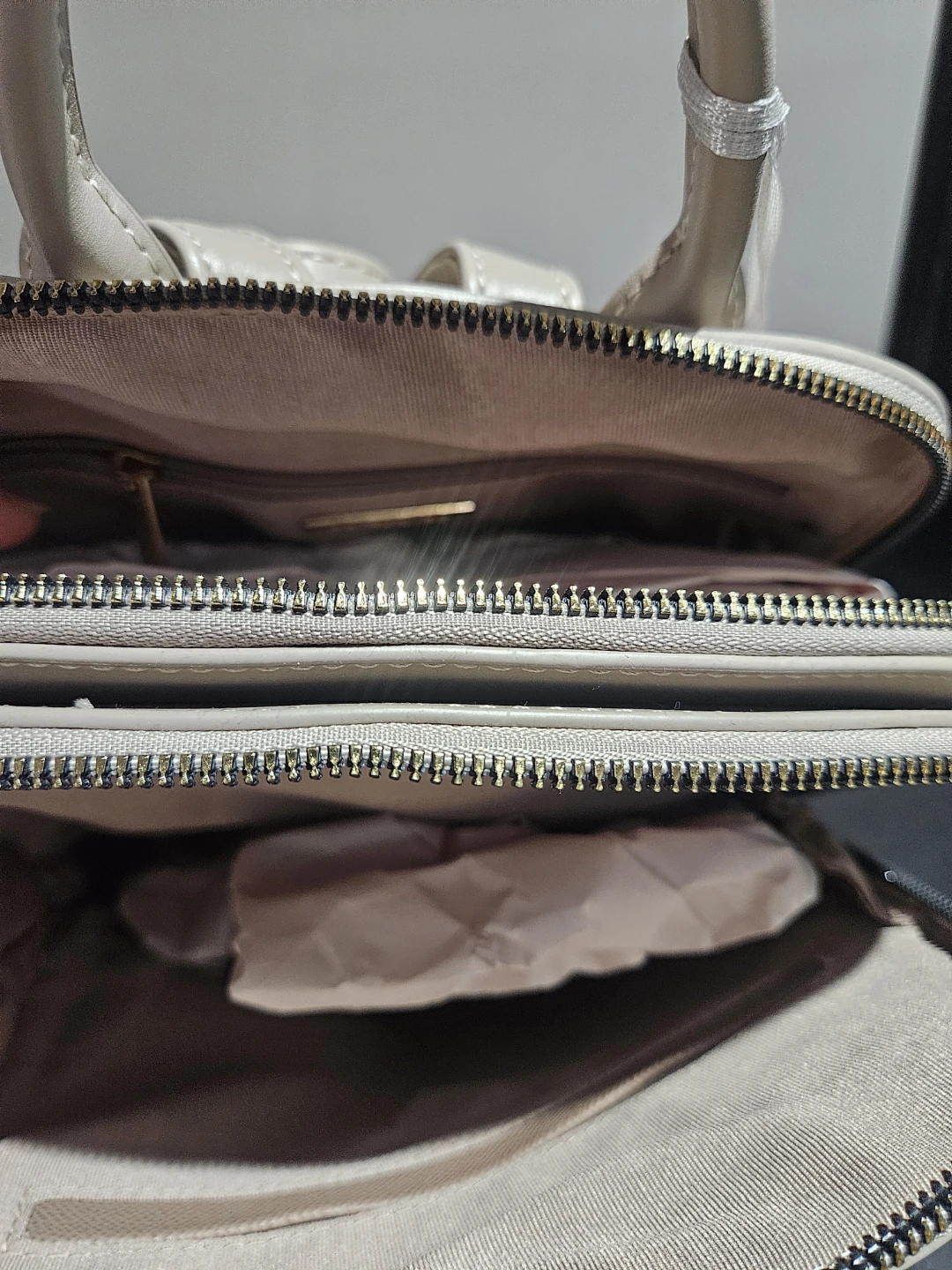 David Jones Paris Beige Backpack - photo 2