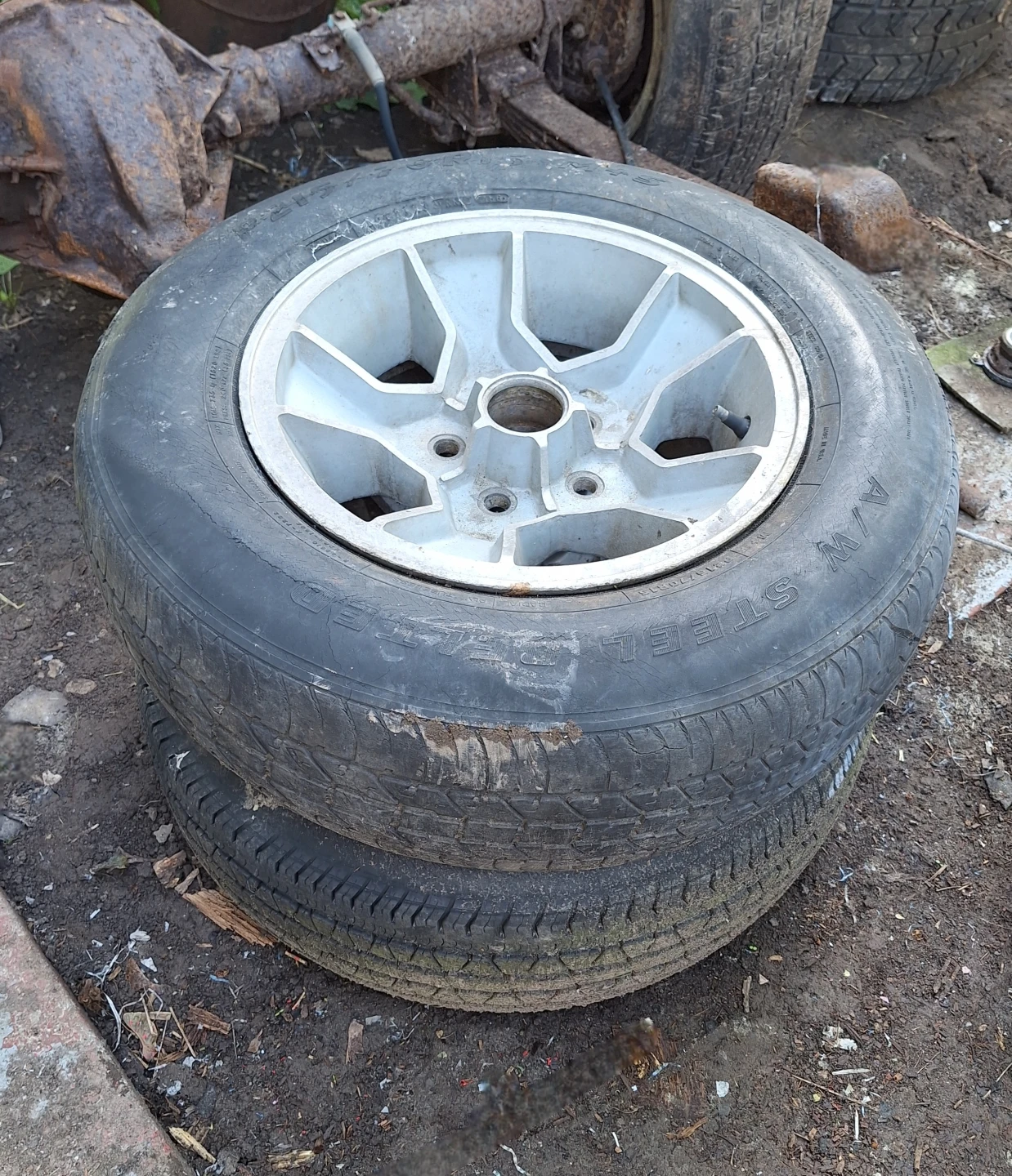 Set of 4 '80-'81 Camaro Aluminum Alloy Rims - photo 2