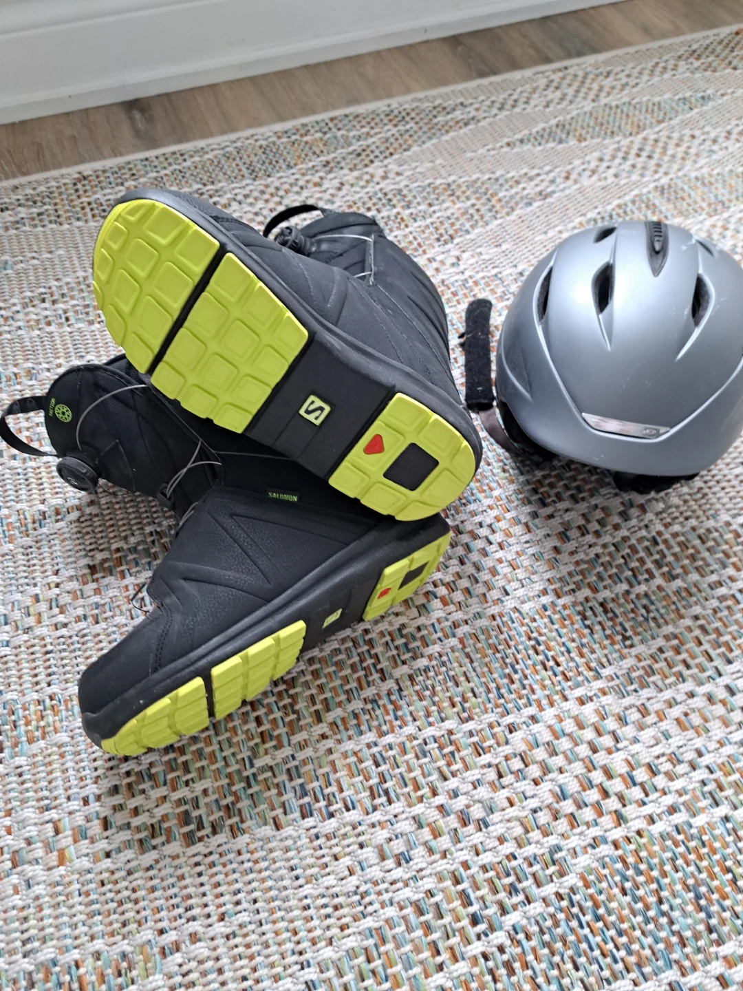 Salomon Snowboard Boots and Silver Helmet - photo 4
