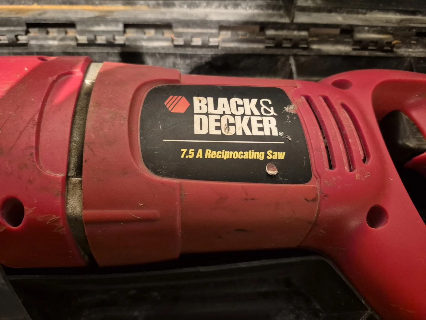 BLACK+DECKER 7.5 A Reciprocating Saw with Case - photo 2