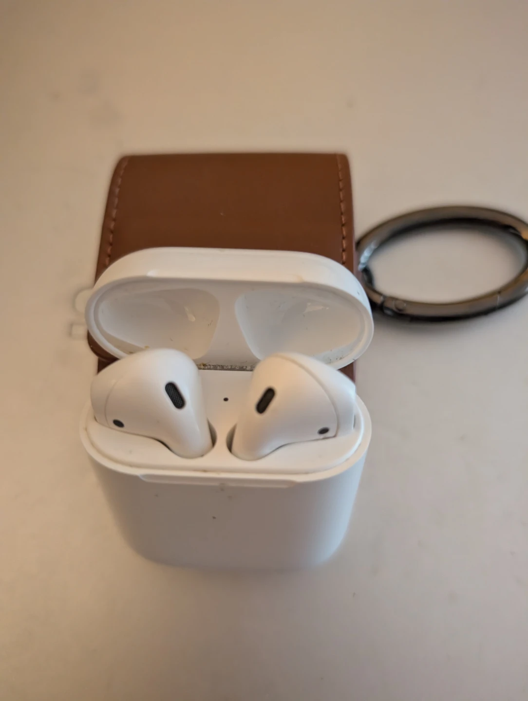 Apple AirPods 2nd Gen Case with Spigen Brown Leather Cover