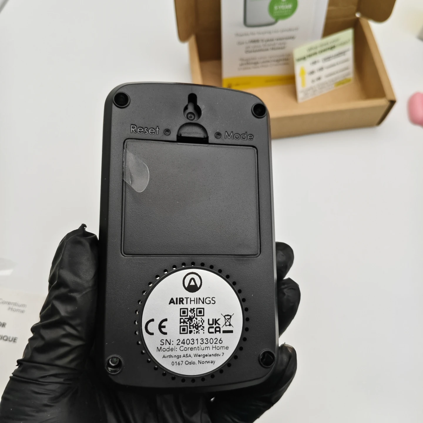 Airthings Corentium Home Digital Radon Detector - photo 2