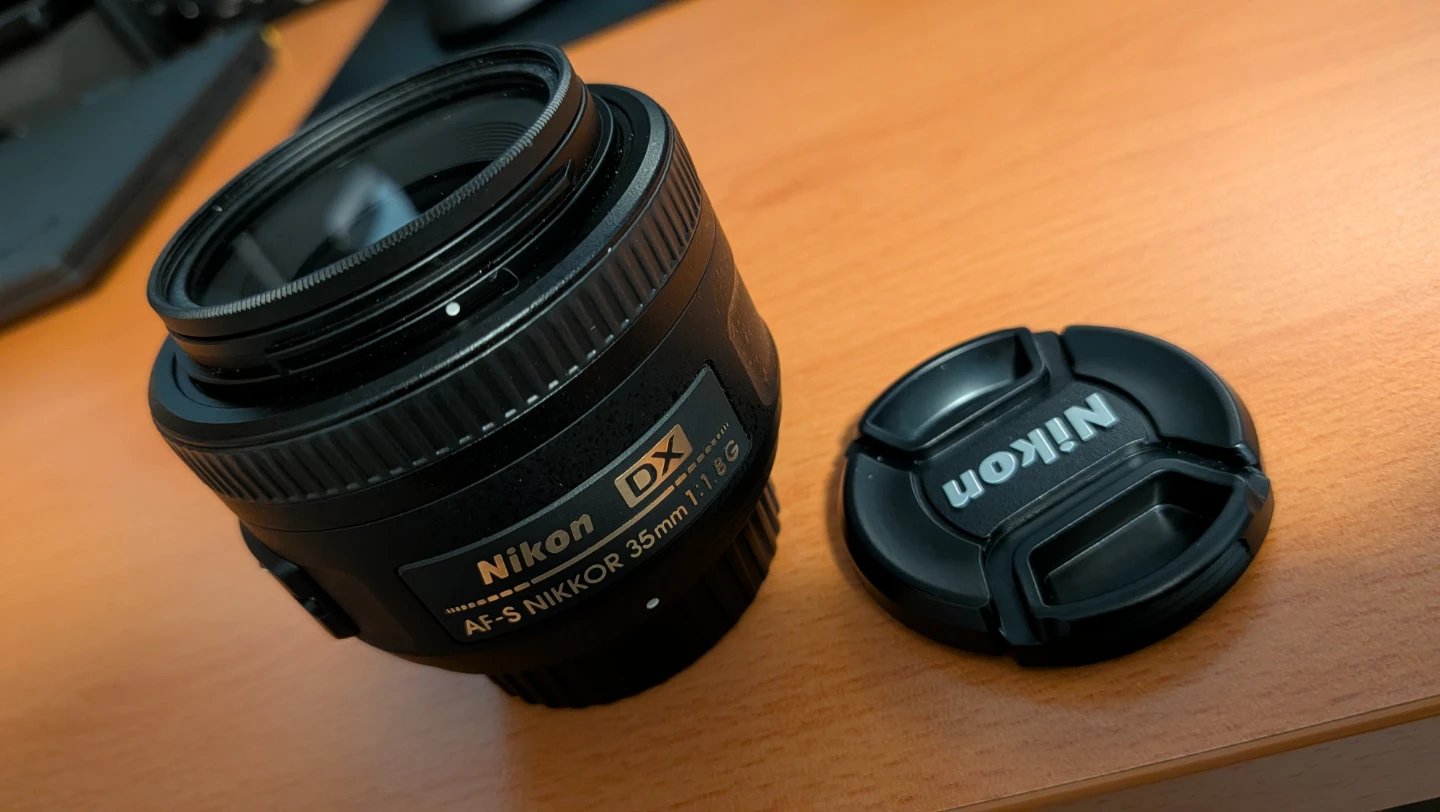 Nikon AF-S NIKKOR 35mm 1:1.8G DX Lens