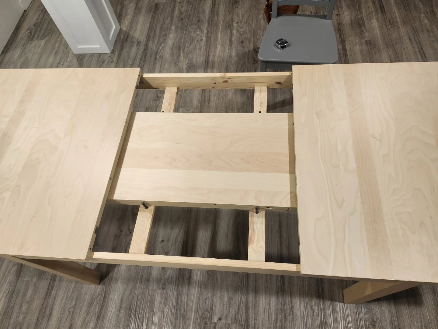 Extendable Dining Table - Light Wood - photo 2