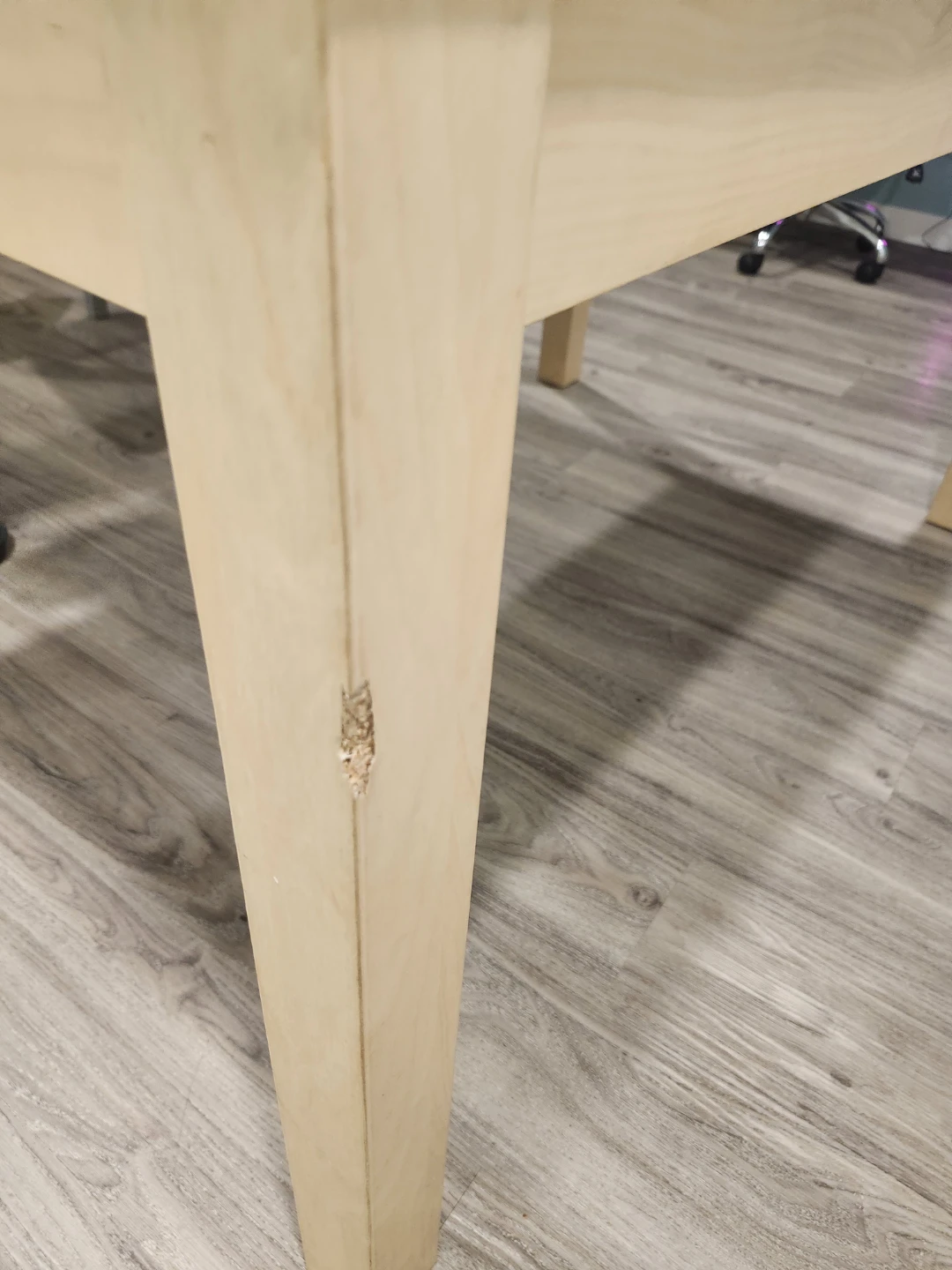 Extendable Dining Table - Light Wood - photo 4