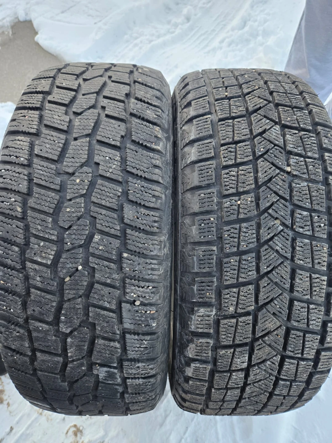 4 set of snow tires good condition no damage  23555R19
