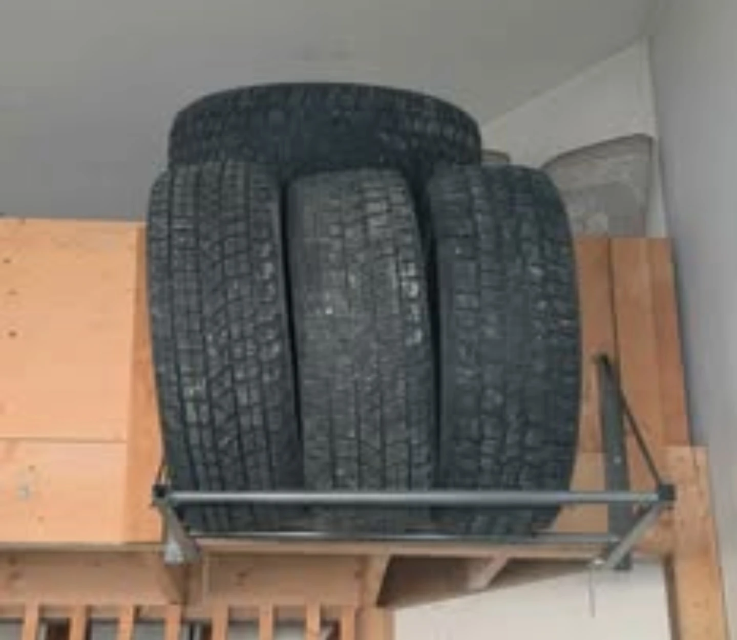 4 set of snow tires good condition no damage  23555R19 - photo 4