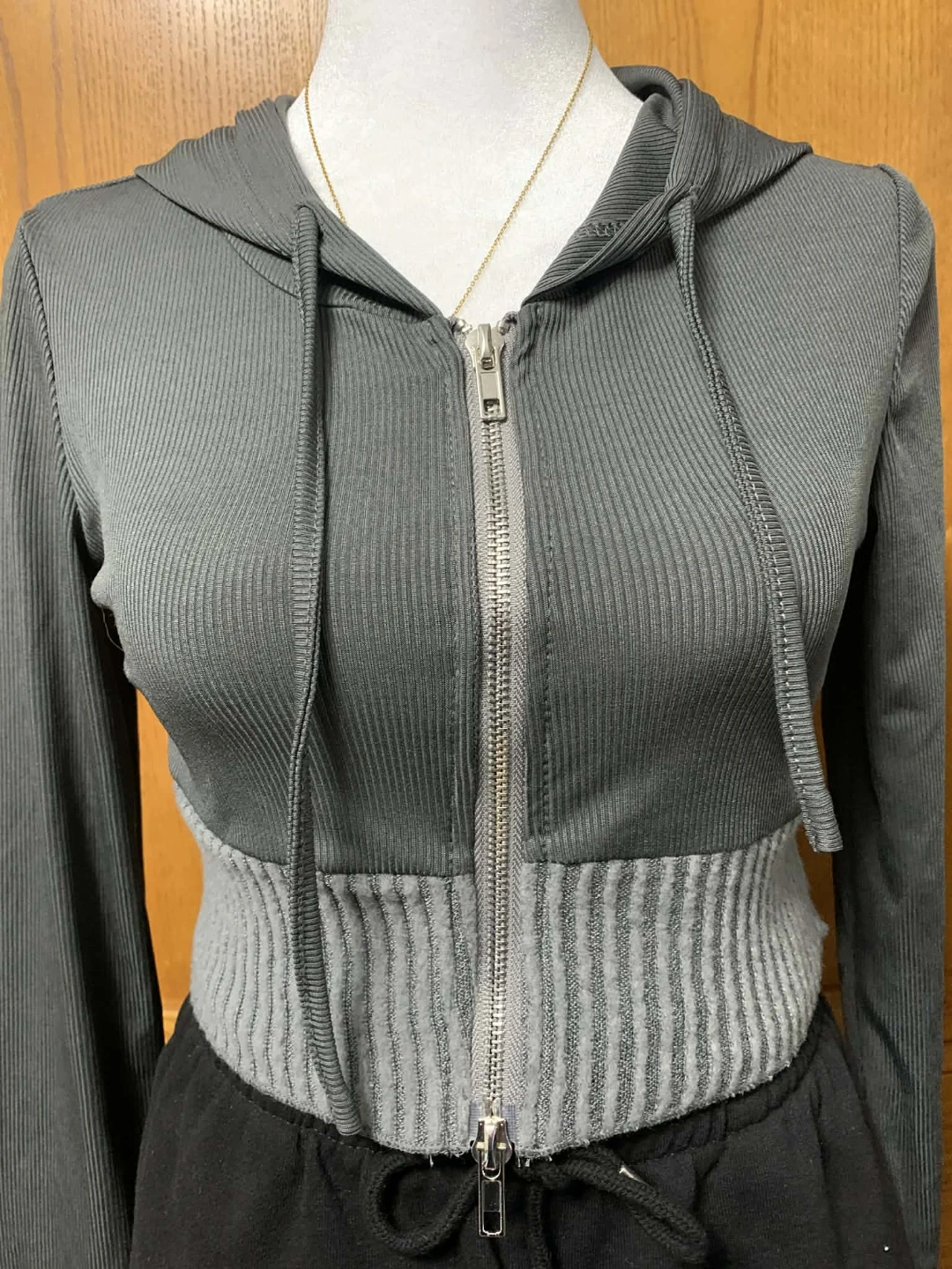 SHEIN Grey Ribbed Cropped Zip-Up Hoodie Jacket - photo 2