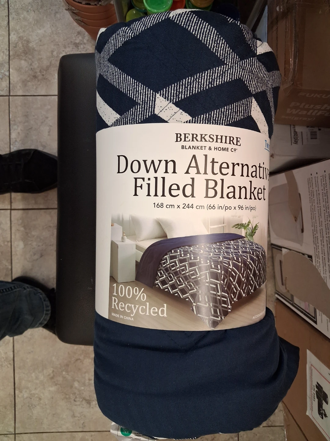 Berkshire Down Alternative Filled Blanket - photo 2