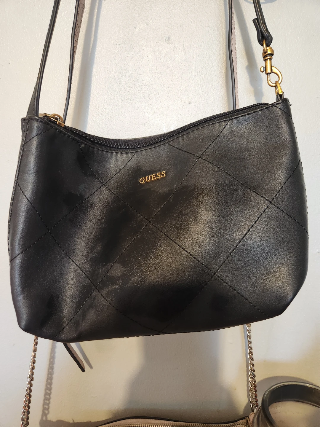 Blk guess purse