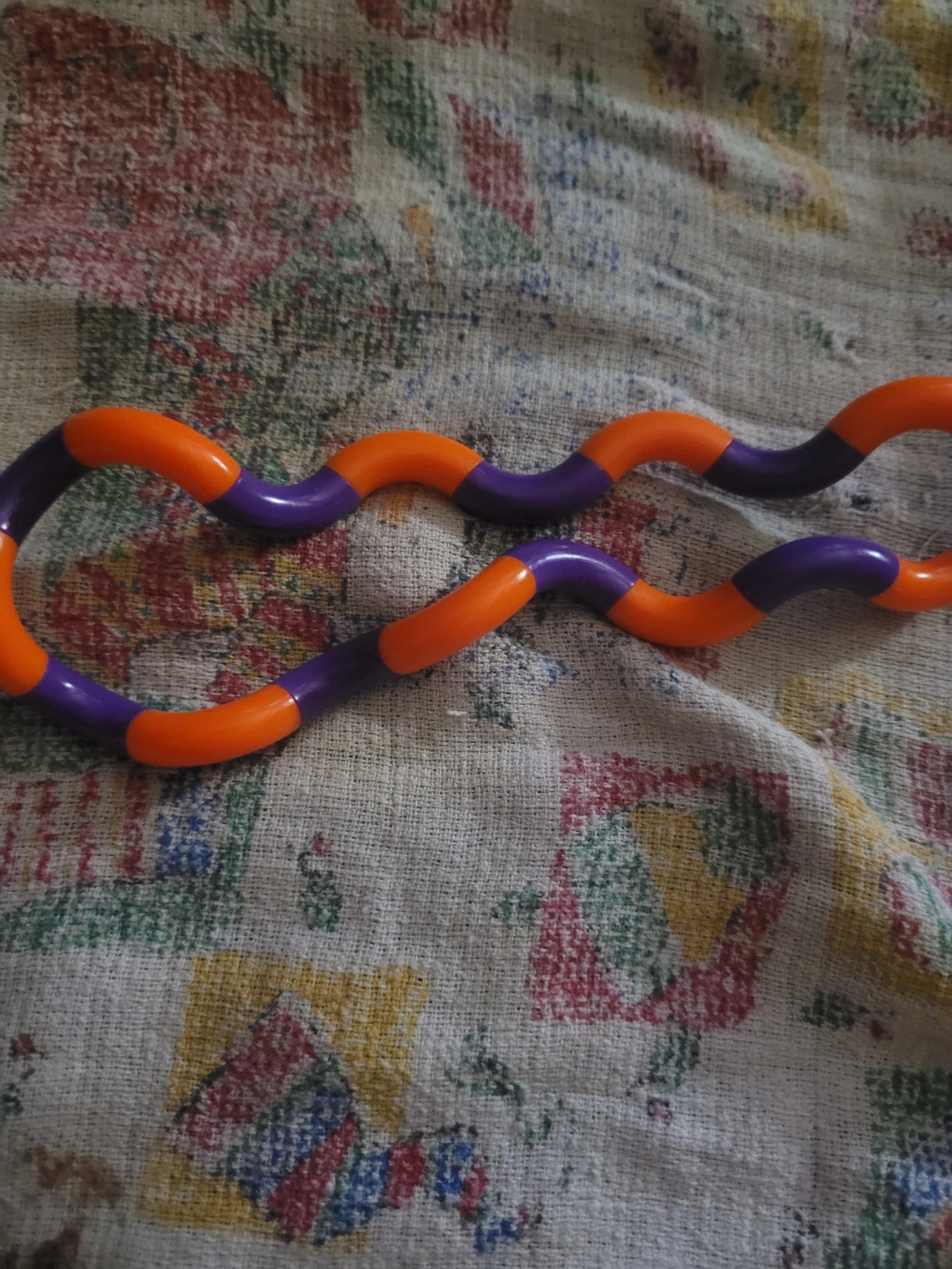 Tangle fidget toy