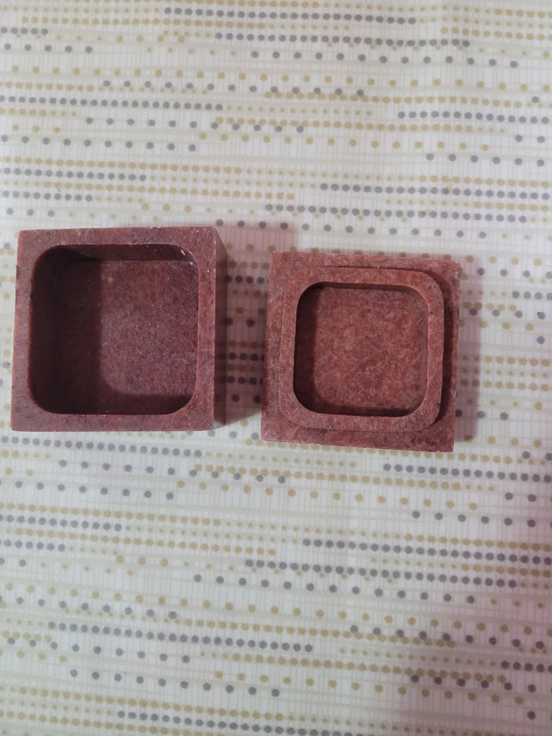 Small Red Stone Trinket Box - photo 2