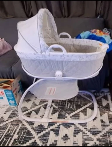 Infant Bassinet with Stand