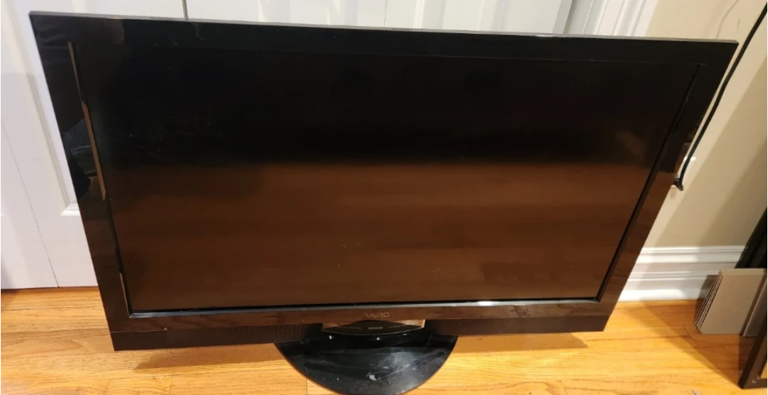 Vizio SV370XVT 37-inch LCD HDTV