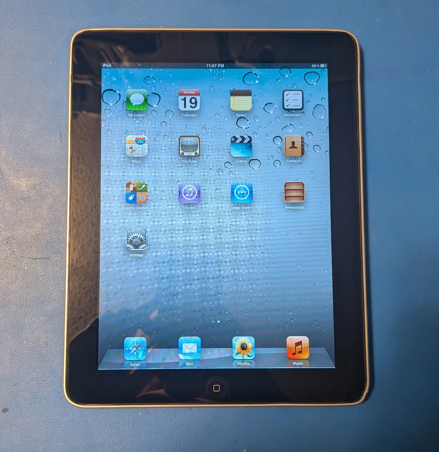 64GB iPad 1st generation