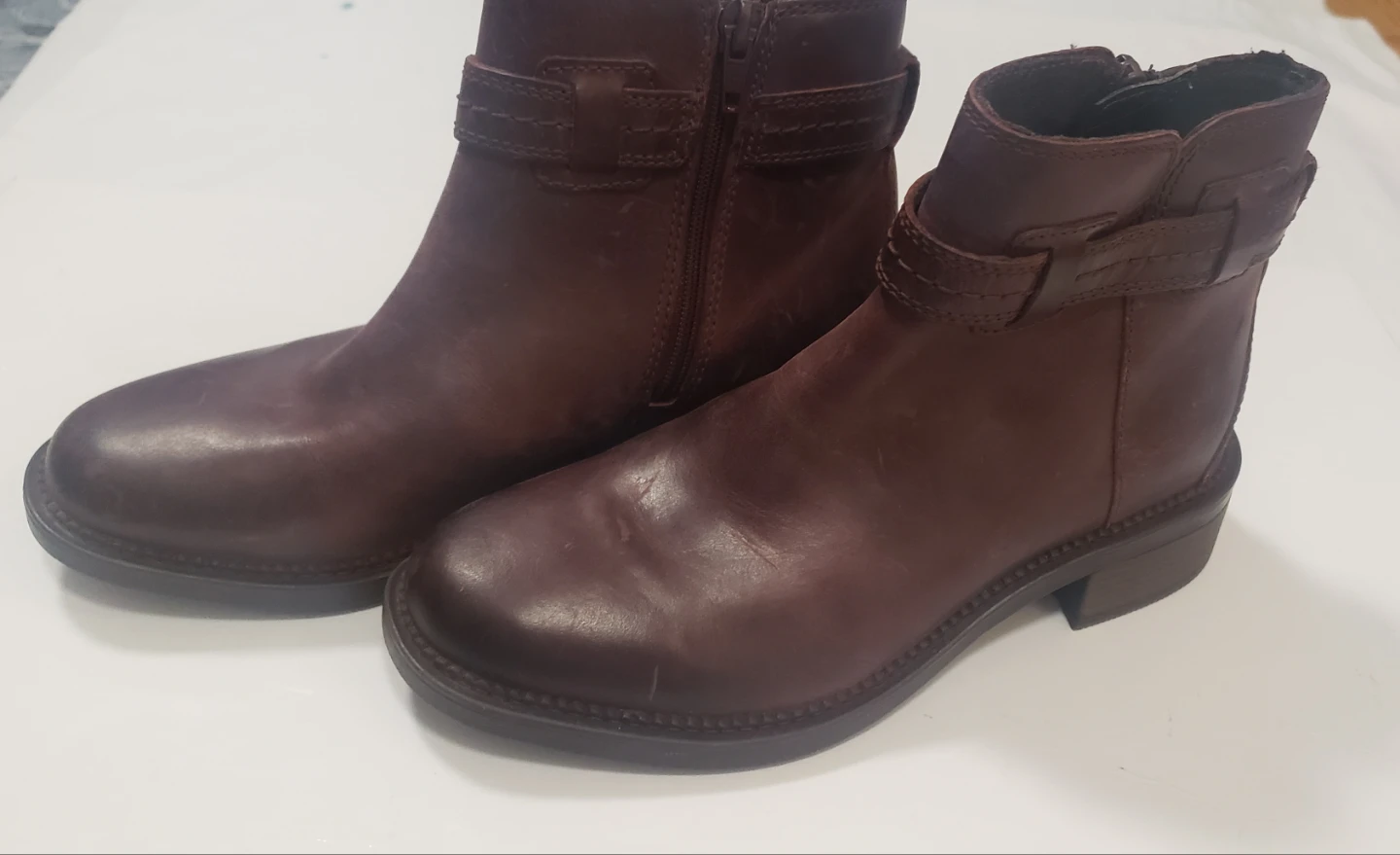 Brand new Women's Leather Ankle Boots 7.5 - photo 3