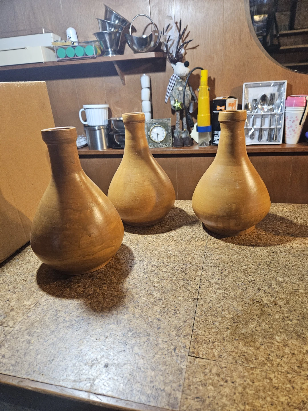 Set of 3 Terracotta Vases - photo 3