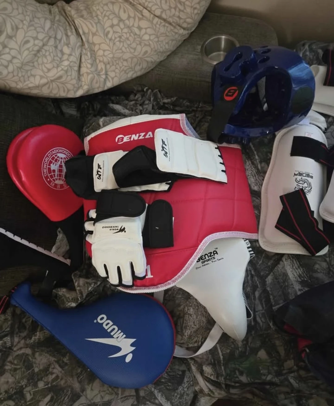 Taekwondo Sparring Gear Set - photo 2