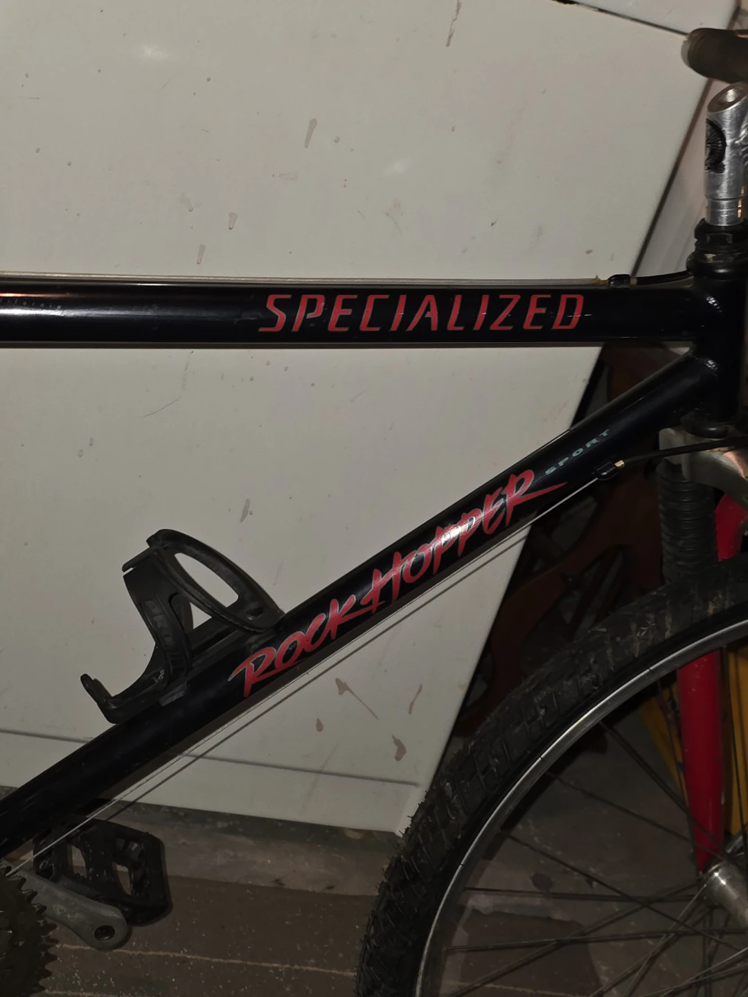 Specialized Rockhopper Mountain Bike - photo 2