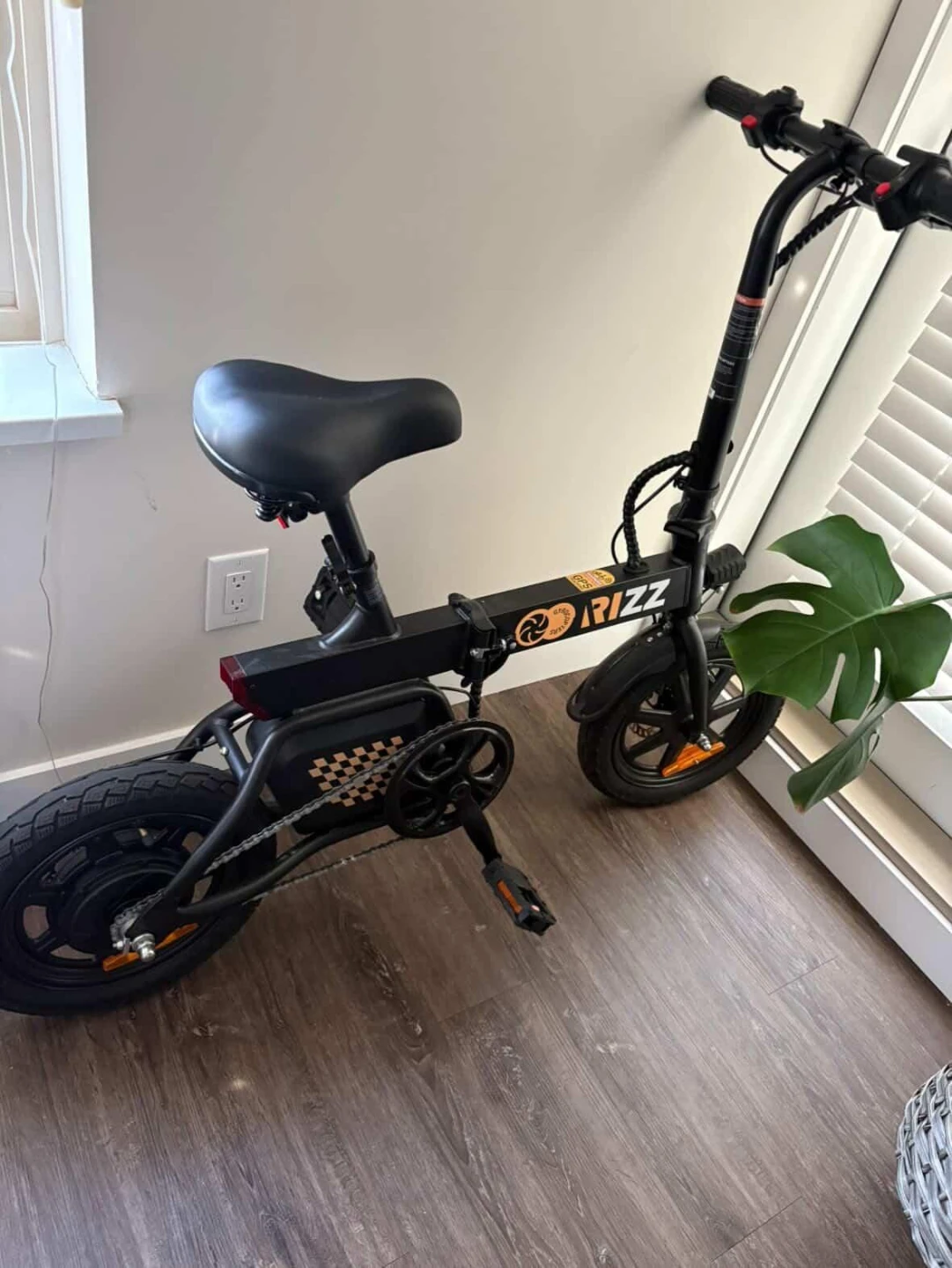 Like-New Gyrocopters Rizz Folding E-Bike – Barely Used! - photo 3