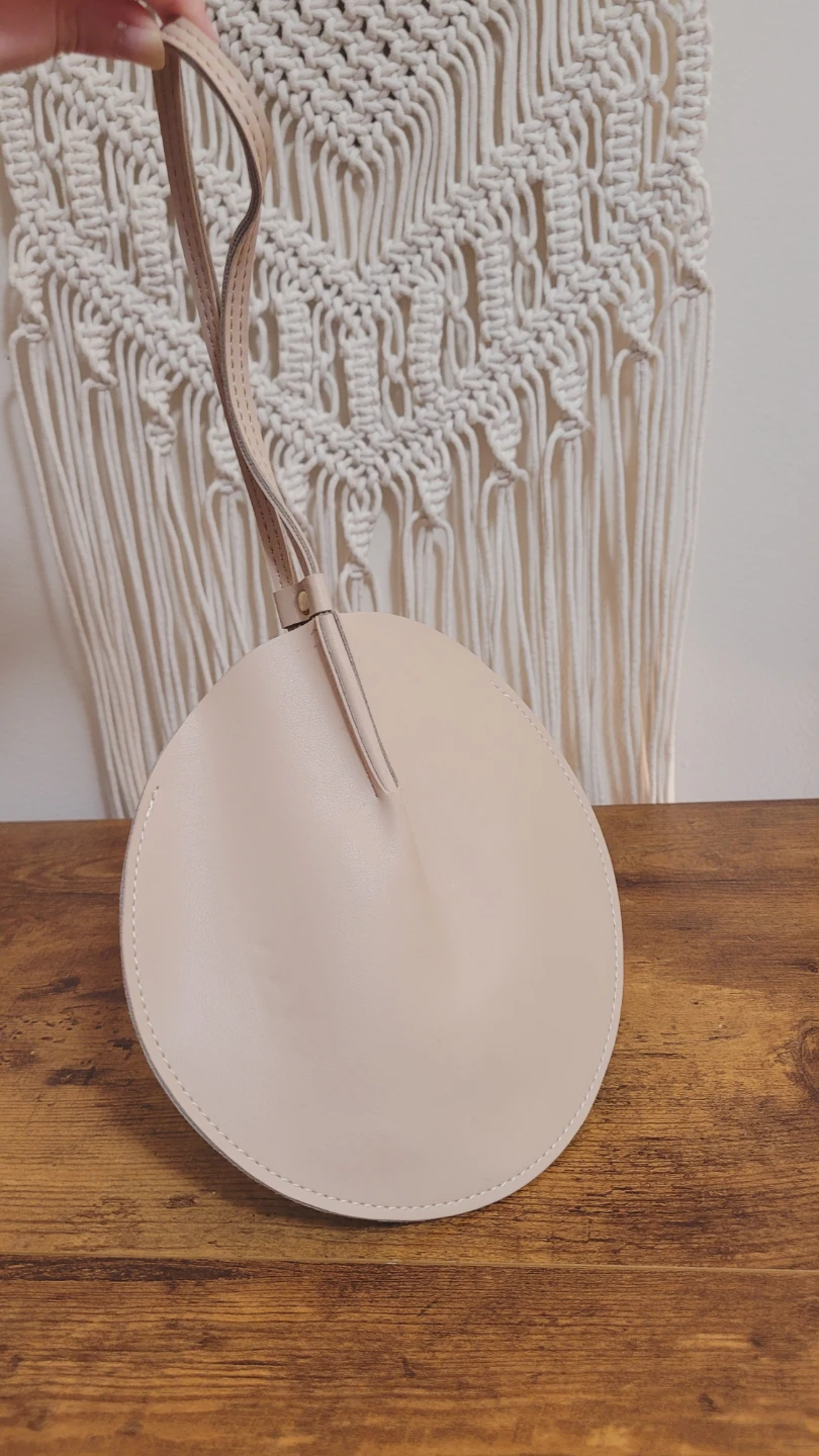 Round Faux Leather Clutch Purse - Cream - photo 2