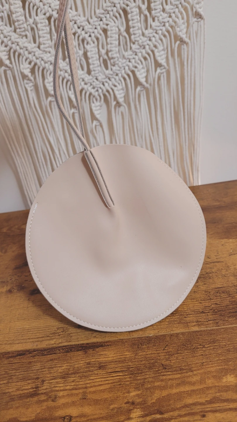 Round Faux Leather Clutch Purse - Cream - photo 4