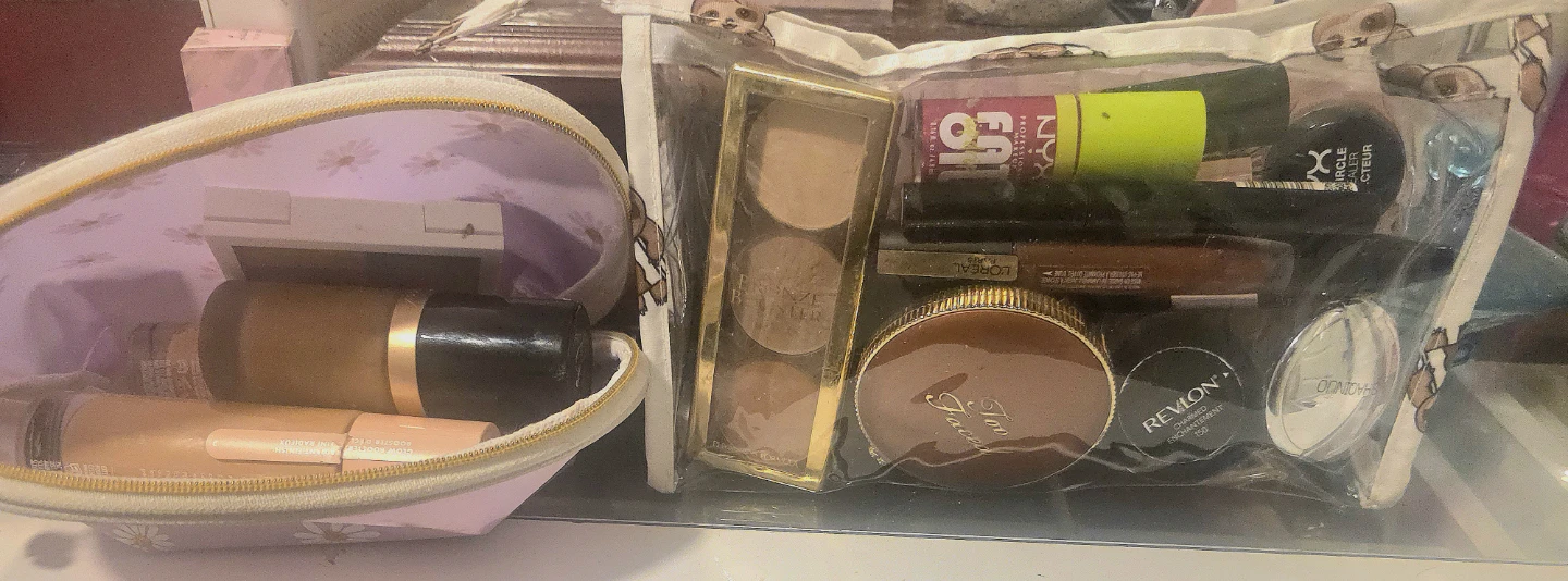 Assorted Makeup Lot: Eyeshadows, Foundation, Mascara & More - photo 2
