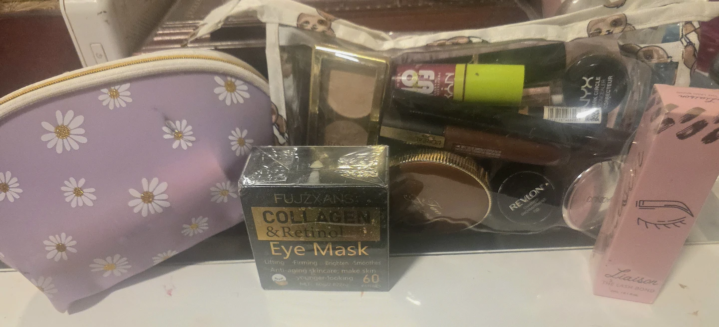 Assorted Makeup Lot: Eyeshadows, Foundation, Mascara & More - photo 3