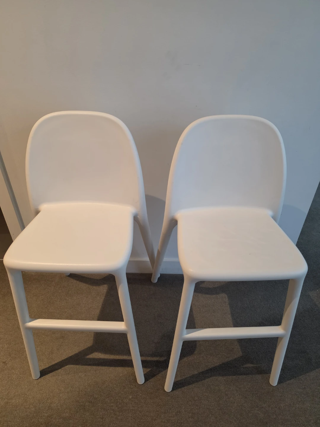 2 White URBAN Junior Chairs