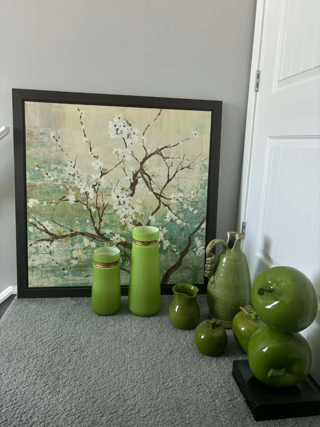 Set of Decorative Green Vases and Apple Sculptures - photo 3