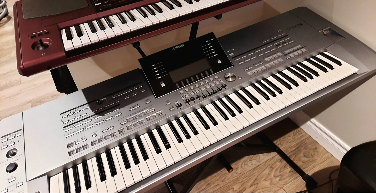 Yamaha Tyros 5 Keyboard in Case