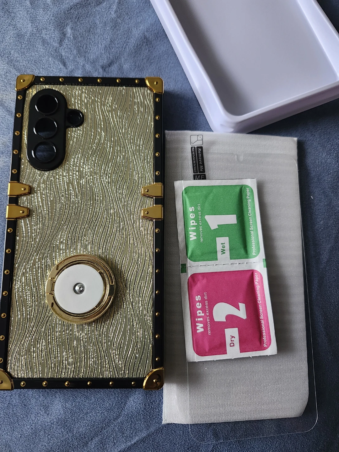Magnetic Phone Case for A17 - photo 4