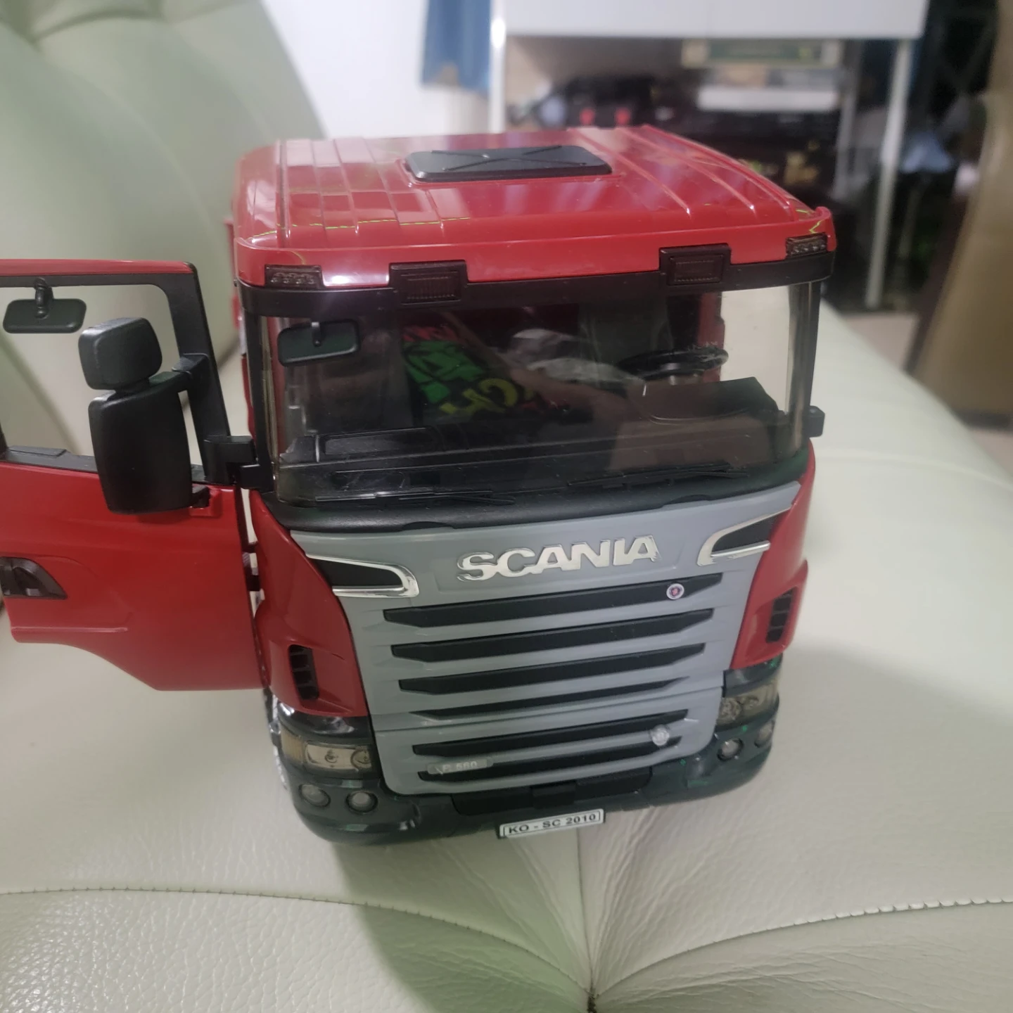 Bruder Scania R-Series Low Loader Truck Toy - photo 3