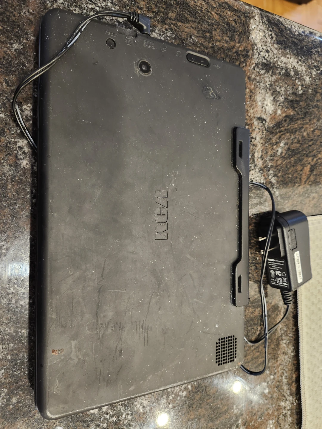 RCA 10 inch Tablet with Keyboard - photo 2