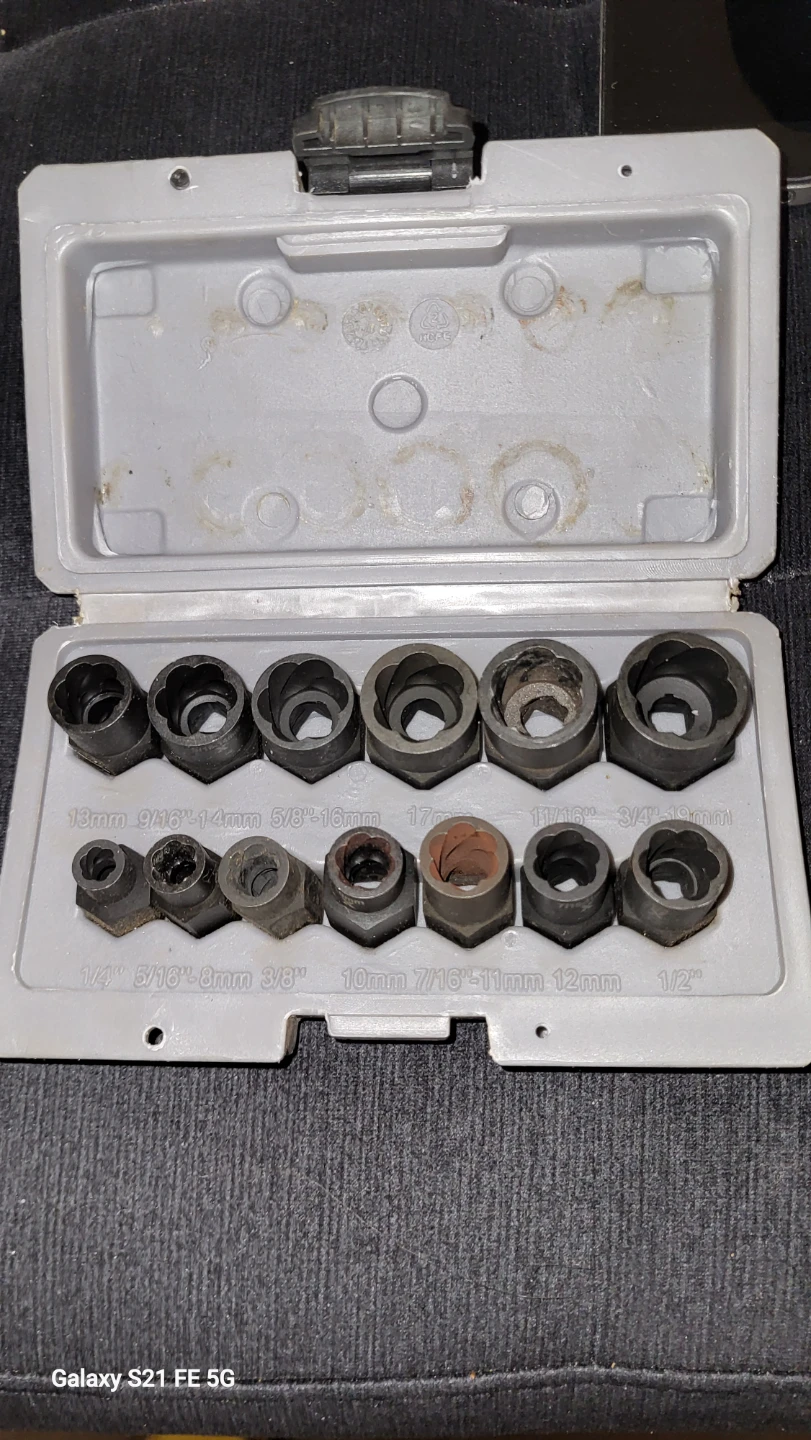 Maximum Bolt Extractor Socket Set
