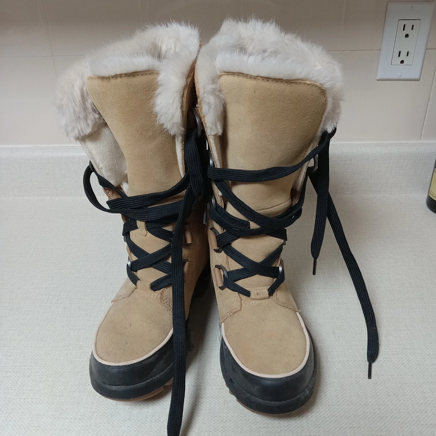 Ladies Sorel Winter Boots Size 7 - photo 2