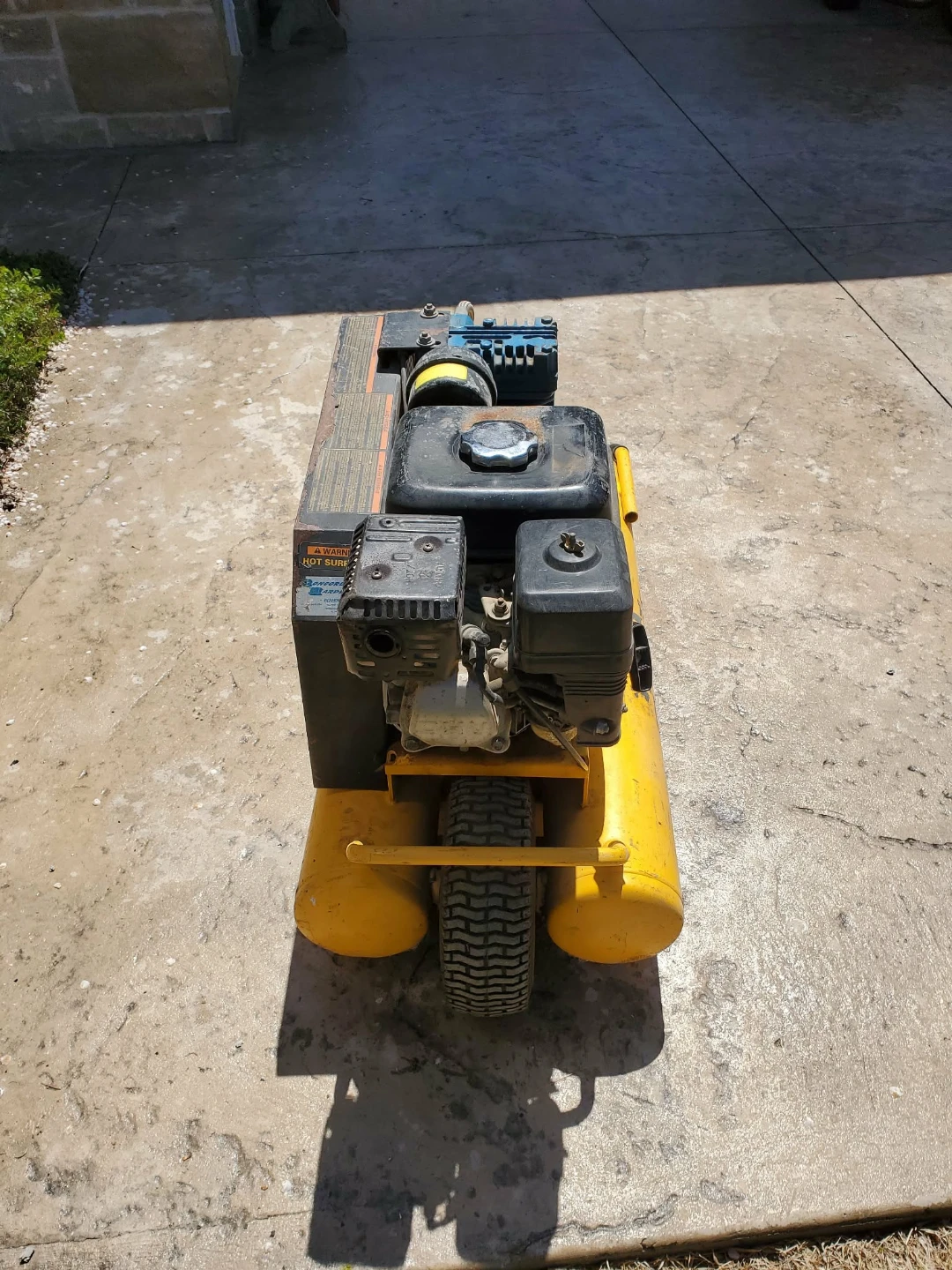 DEWALT Gas Powered Air Compressor - photo 3