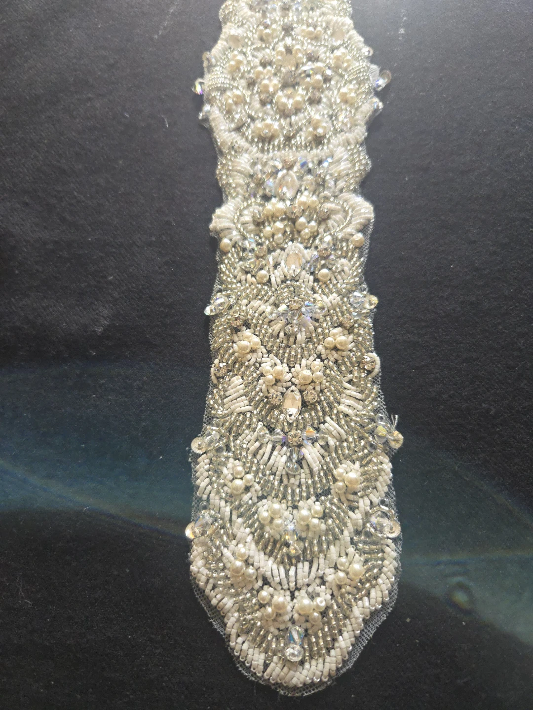 Beaded Applique with Pearls and Crystals - photo 4